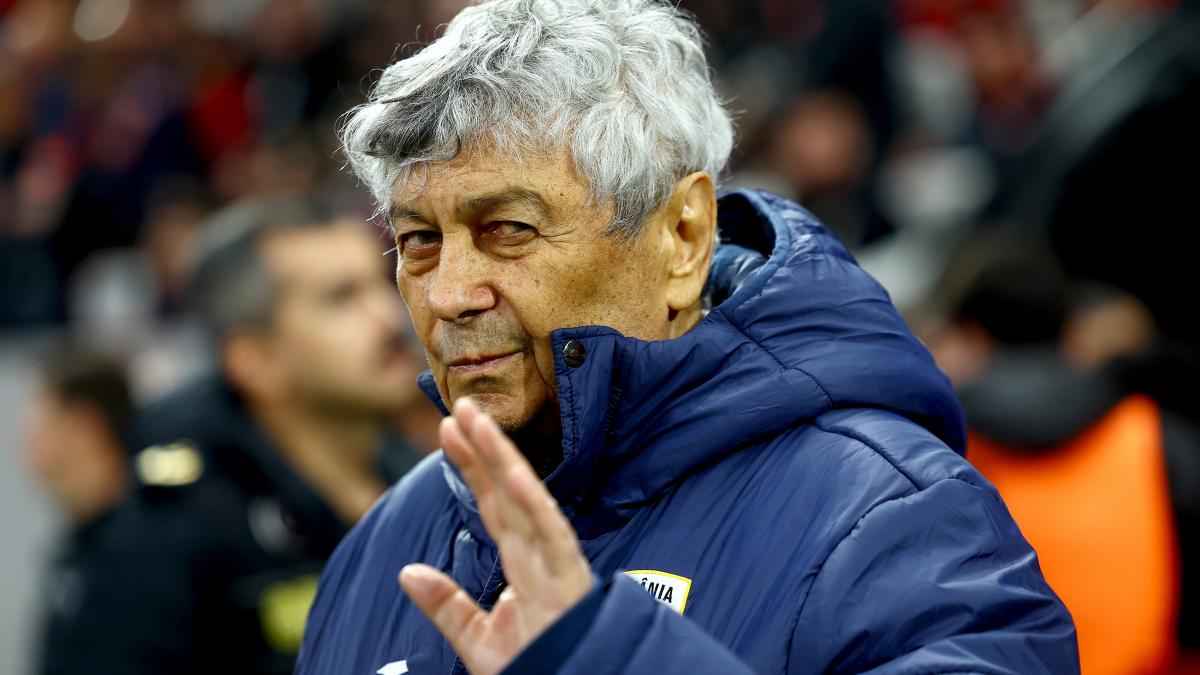 Starea de sănătate a antrenorului de fotbal MIRCEA Lucescu este critică, conform declarațiilor Ministrului Sănătății ALEXANDRU ROGOBETE