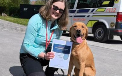 Tobi, câinele certificat pentru misiuni de salvare, face istorie în România