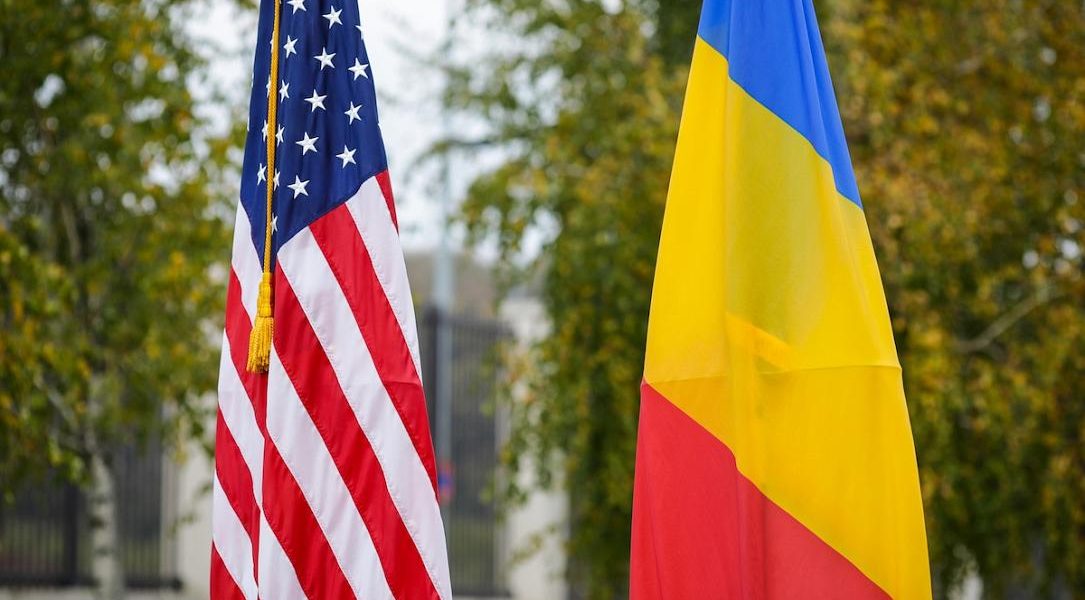 usa_romania_flags_-_photo_cateyeperspective_dreamstime.com_.jpg - NewsFactor