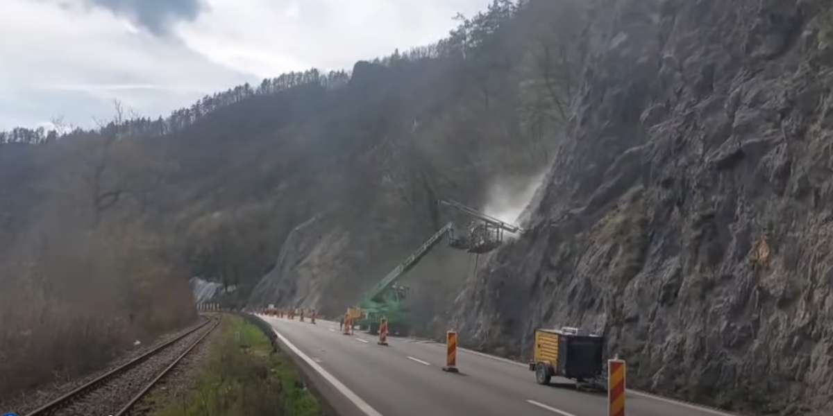 Lucrările pe valea oltului, pauză de miercuri: Șoferii, afectați până după paști