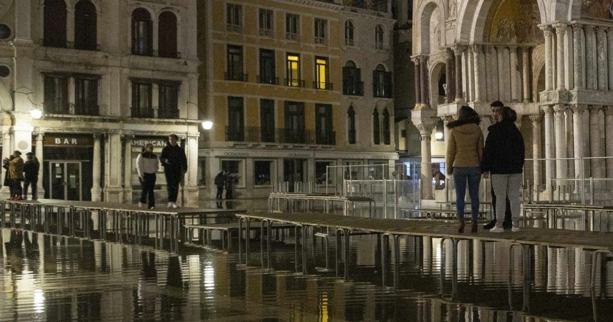 Veneția, viitorul scufundat: De ce riscă orașul să fie accesibil doar cu submarinul