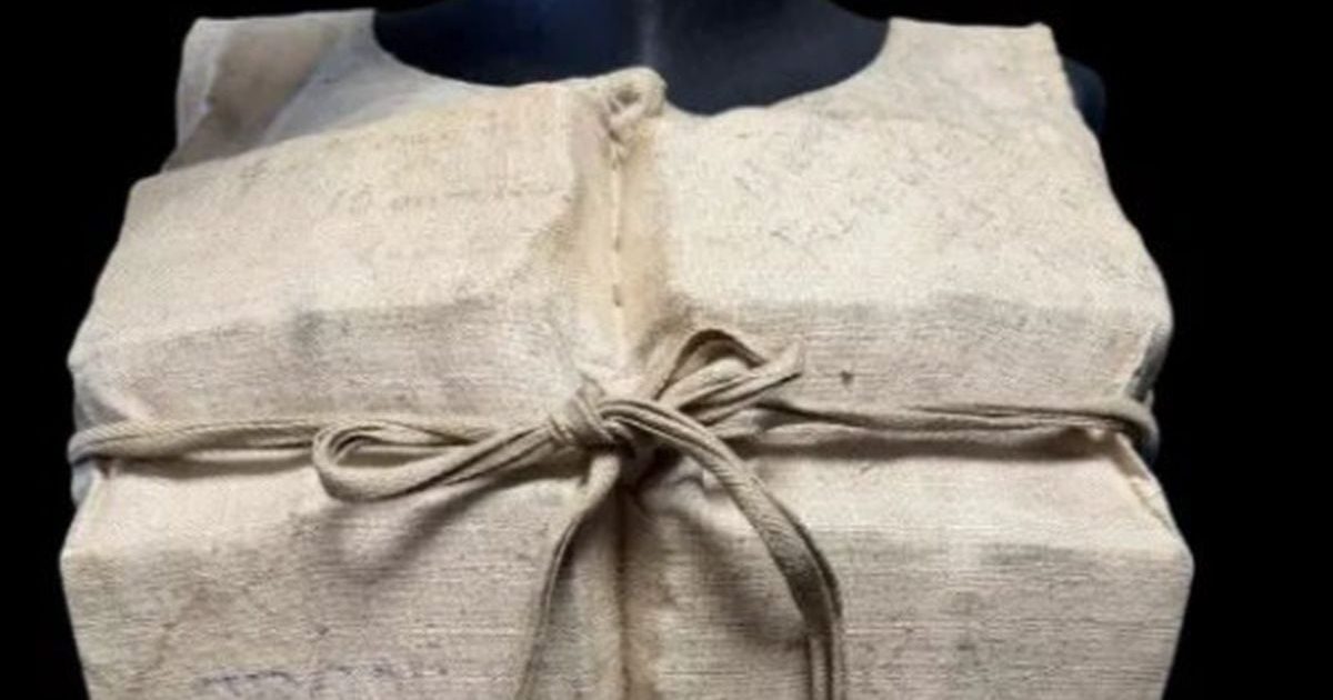 Vestă de salvare de pe TITANIC, scoasă la licitație. Cât costă istoria