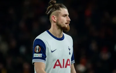 Drăgușin, cheia Barcelonei: Transferul fundașului, condiționat de viitorul său