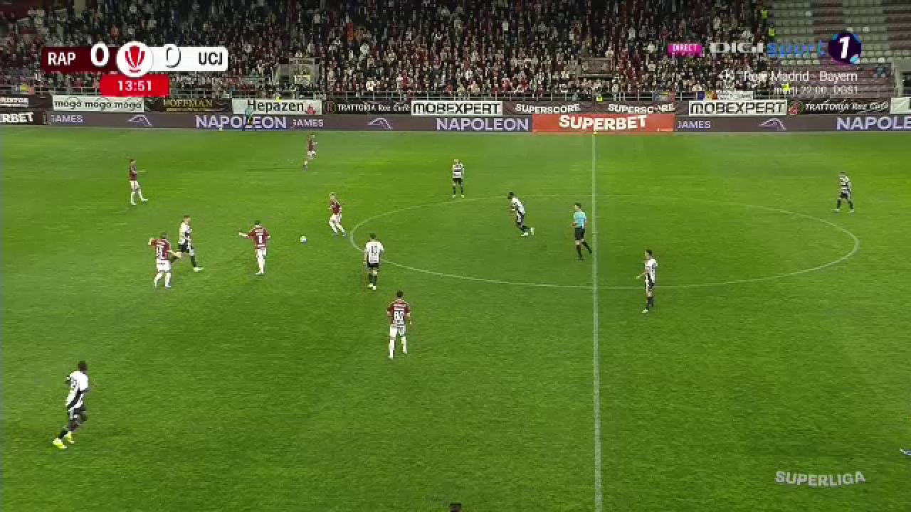 Rapid deschide scorul în meciul cu „U” Cluj Rapid București conduce cu 1-0 în meciul cu Universitatea Cluj, grație golului marcat de Cătălin Vulturar