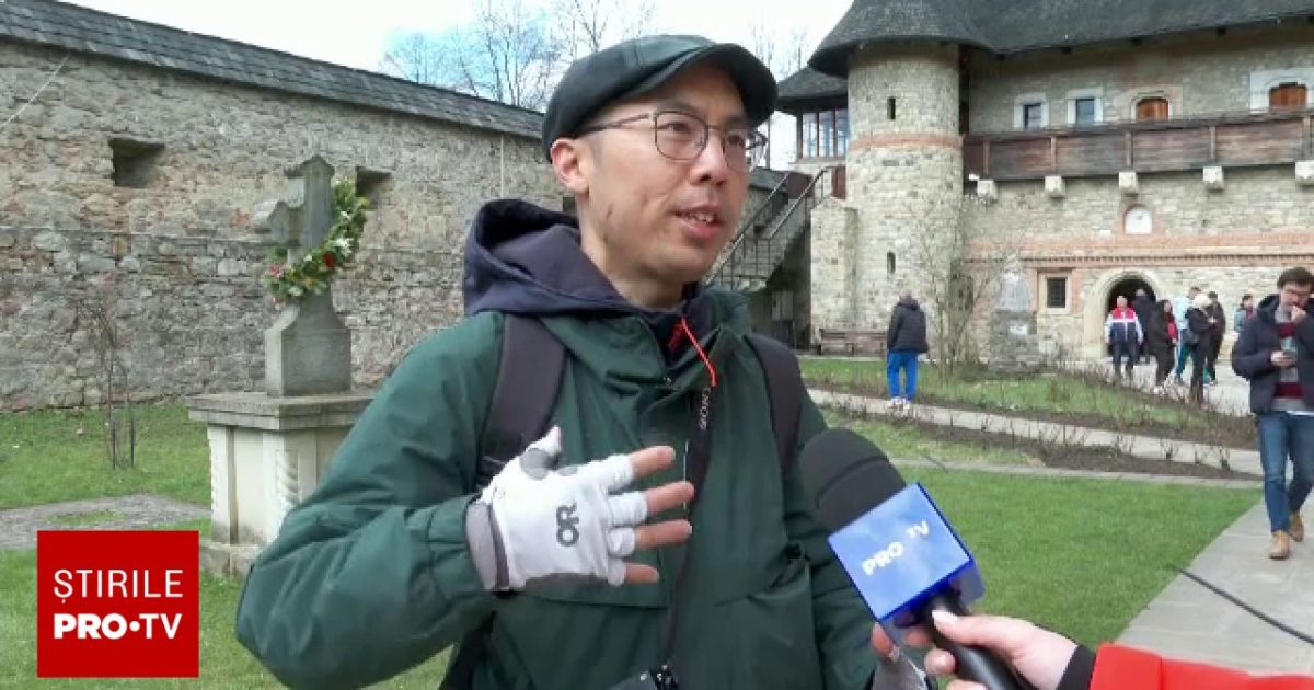 Turist canadian, uimit de mănăstirile din Bucovina: „Copleșit!”