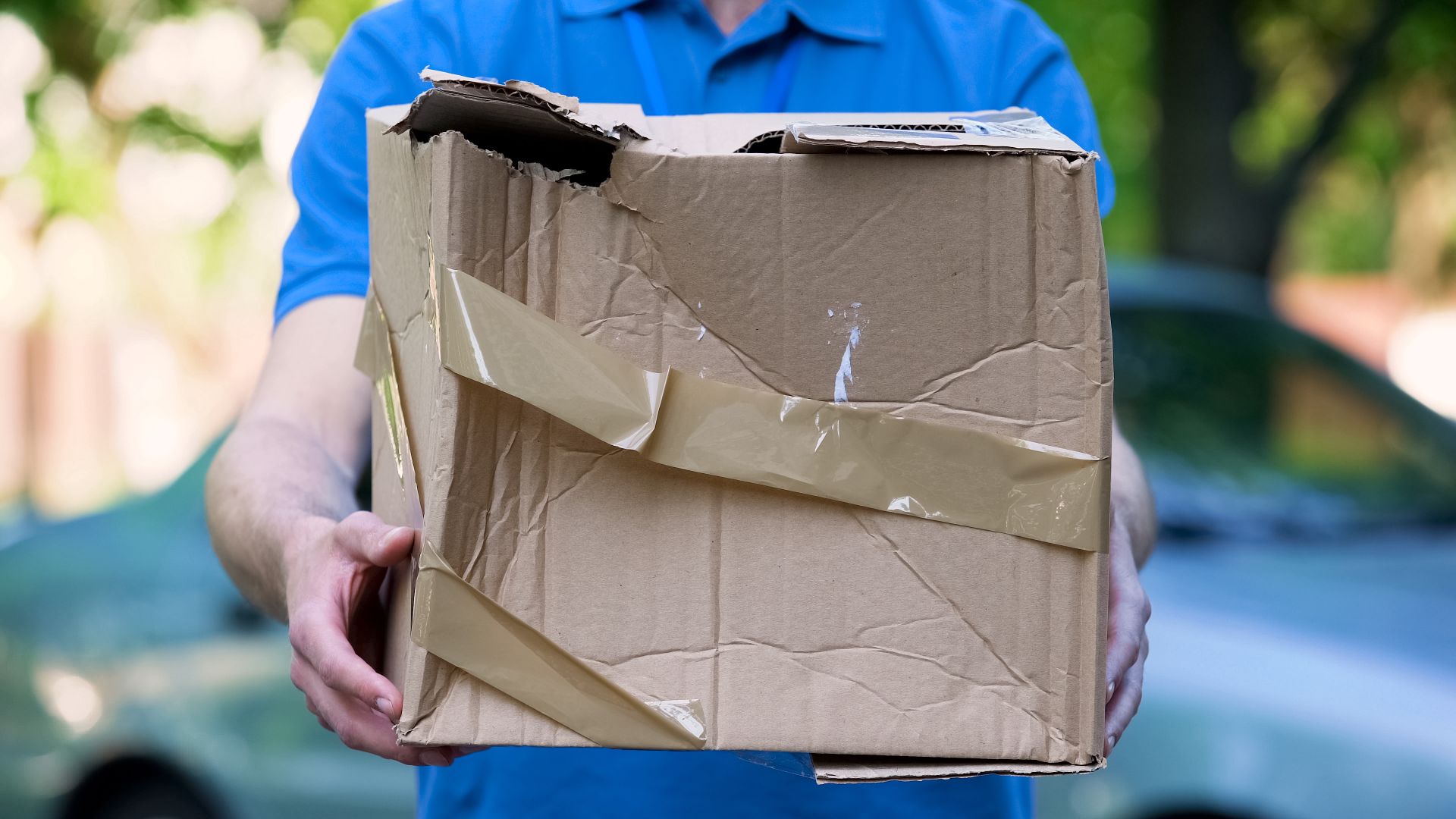 Vopseaua care dezvăluie loviturile: o inovație de la cercetători, dincolo de coletele deteriorate O echipă de cercetători de la Tufts University din Statele Unite a dezvoltat o vopsea inovatoare care își schimbă culoarea în funcție de forța unui impact