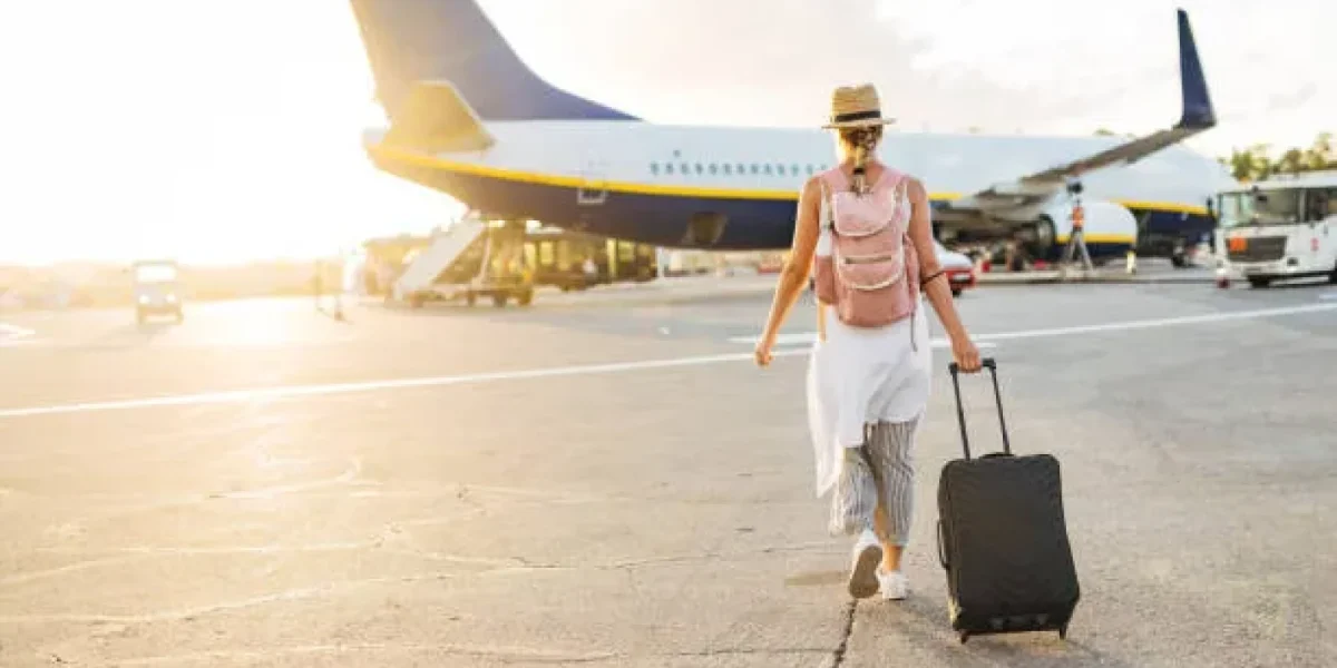 Prețul petrolului, veste bună pentru vacanțe: Rezervările cresc în România