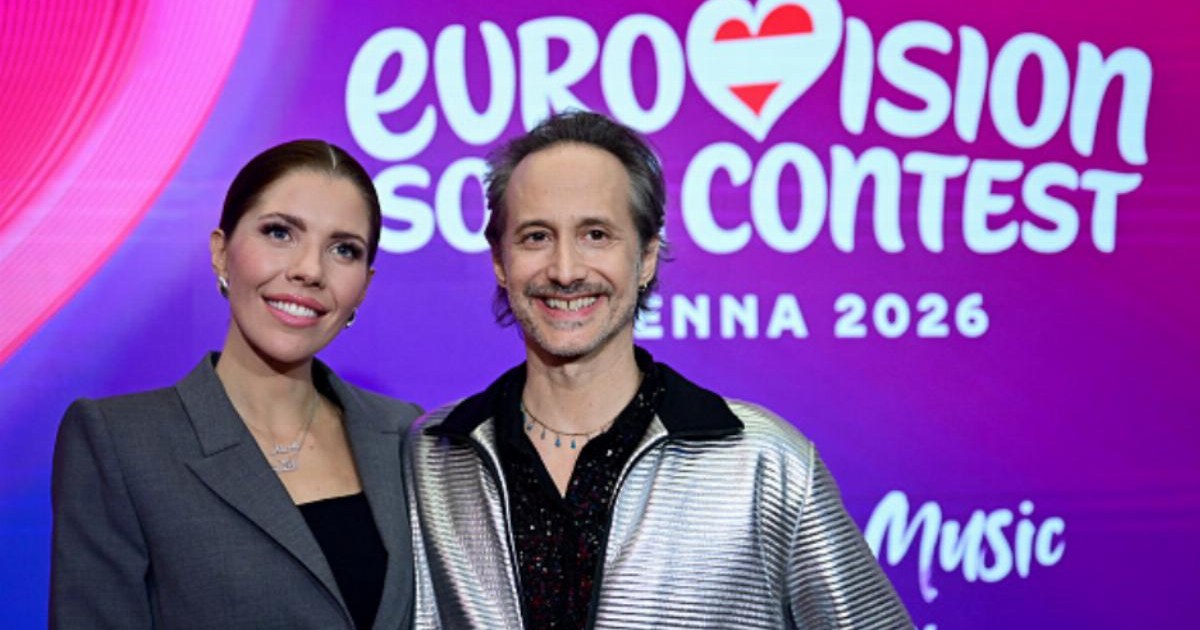 VICTORIA SWAROVSKI și MICHAEL Ostrowski, gazdele Eurovision 2026: Cine sunt ei?