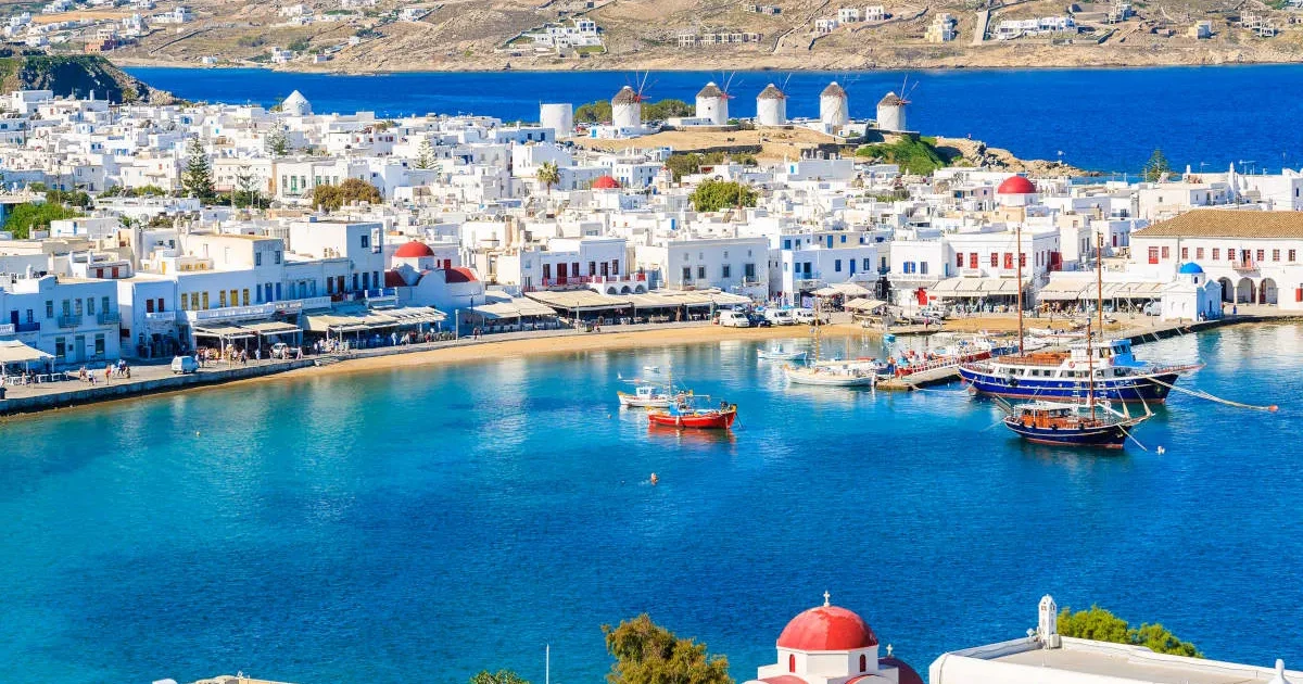 Grecia, sub supravegherea dronelor: Amenzi URIAȘE pentru turiștii indisciplinați