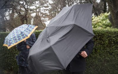 Alerte meteo: Cod galben de ploi torențiale, grindină și vijelii în România și București