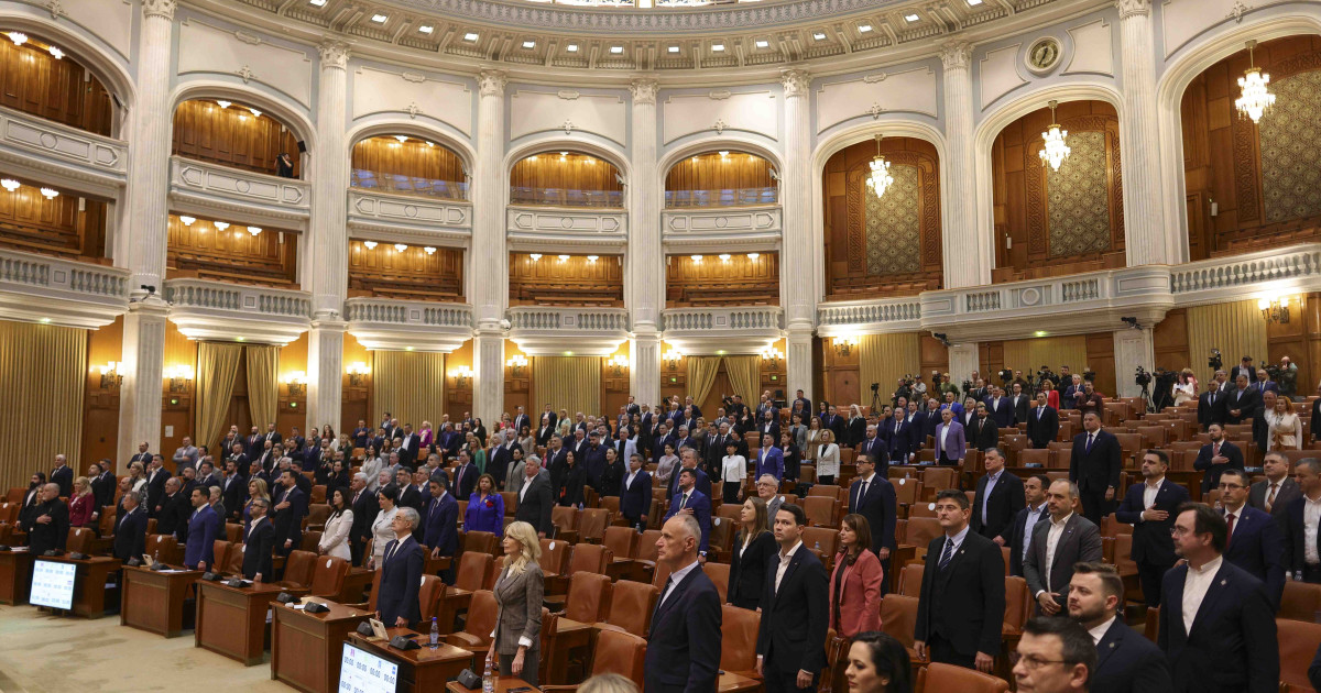 Calculele moțiunii, date peste cap: PSD pierde voturi și atrage din Opoziție