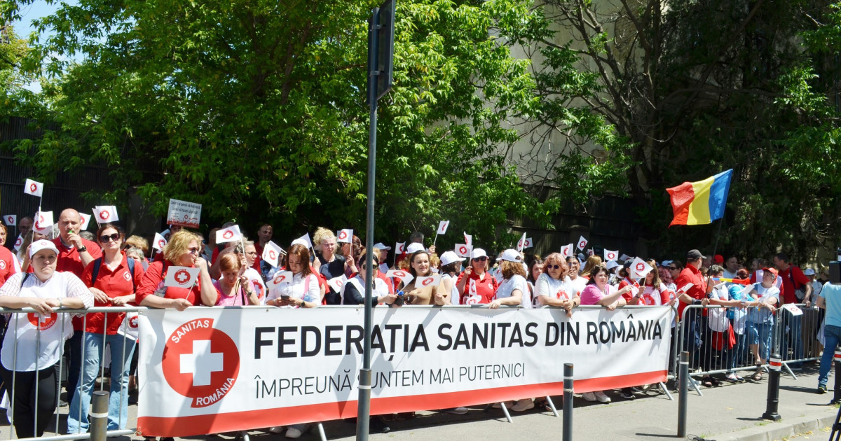 Sănătatea, în stradă! Angajații răbufnesc: „Am fost Cenușăreasa, GATA!”