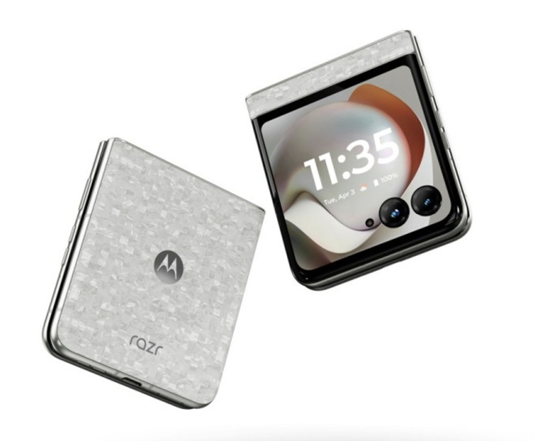Motorola dă lovitura: Razr 70, tripleta pliabilă ce cucerește în 2026!