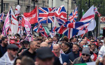 Zeci de mii la Londra: Proteste anti-imigrație și pro-Palestina, cu 4.000 de polițiști