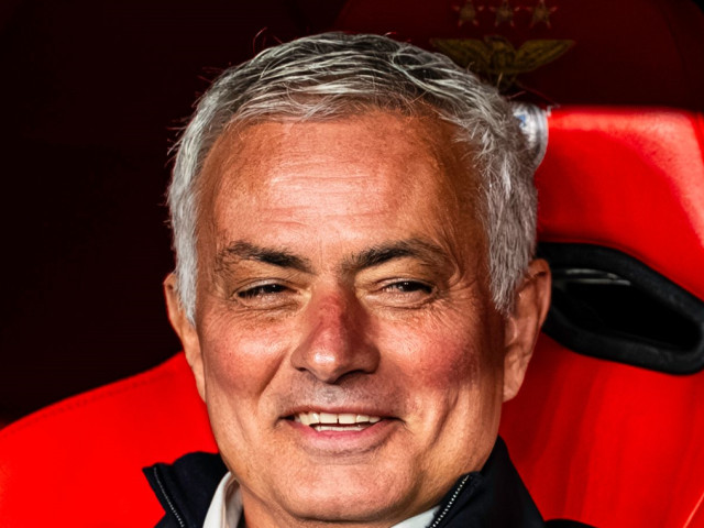 Mourinho, contractul pe masă: Ce ofertă fabuloasă așteaptă antrenorul