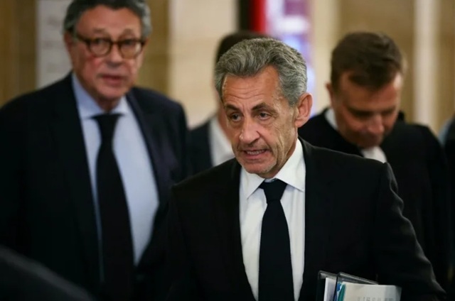 Sarkozy, liber de brățara electronică în scandalul Bygmalion