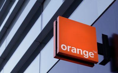 Orange, noua lovitură: Înjumătățește prețul la fibră și TV