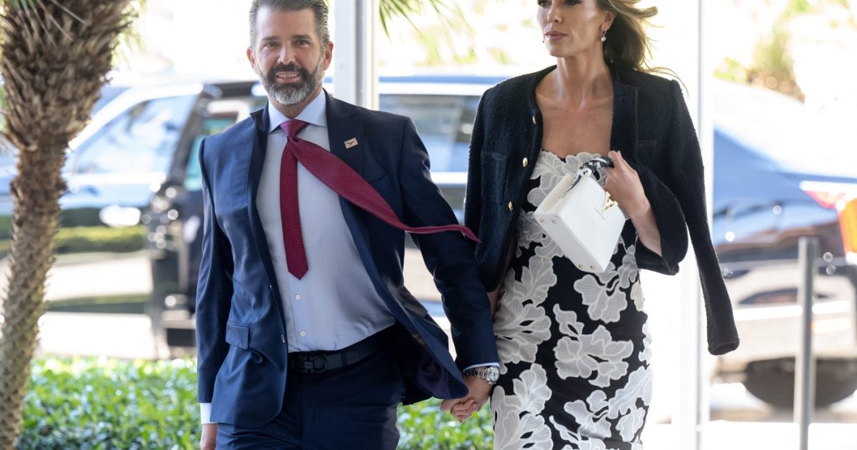 Donald Trump, absent de la nunta fiului său: ”Iubirea pentru SUA, prioritară”
