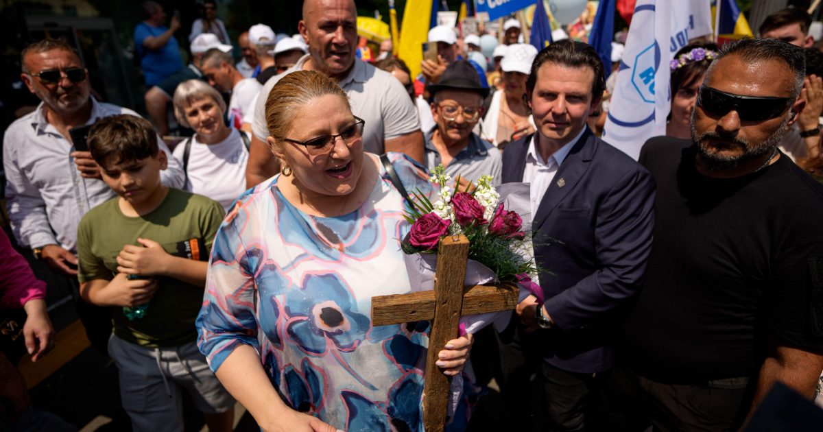 Șoșoacă, amendată: Amenzi și dosare penale după Marșul Normalității