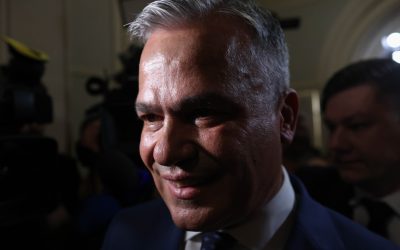 Veștea ignoră PNL: Mergem înainte. PSD așteaptă UDMR