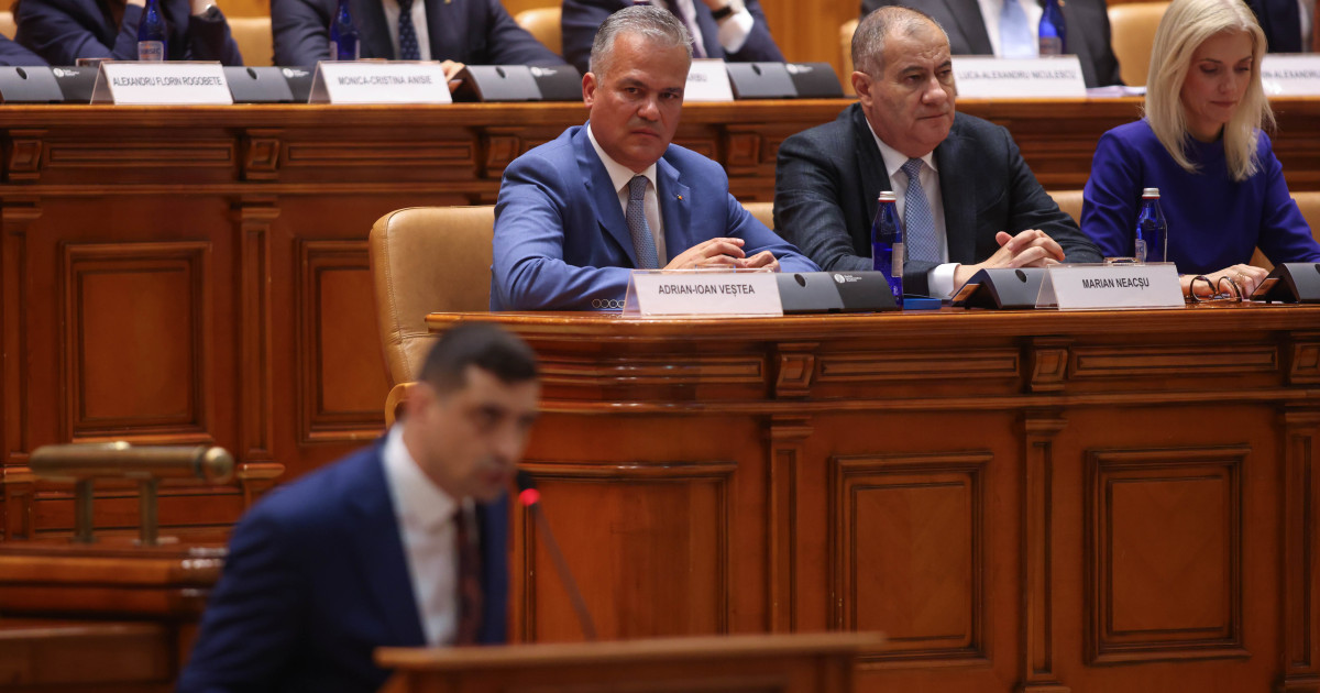 Guvernul Ciucă a căzut în Parlament: AUR a dat lovitura decisivă