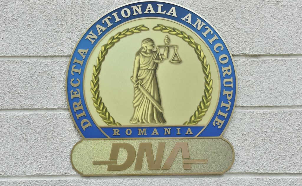 doar salariul depășește 6.000 de euro. Cumul de sporuri de confidențialitate, risc și suprasolicitare neuropsihică