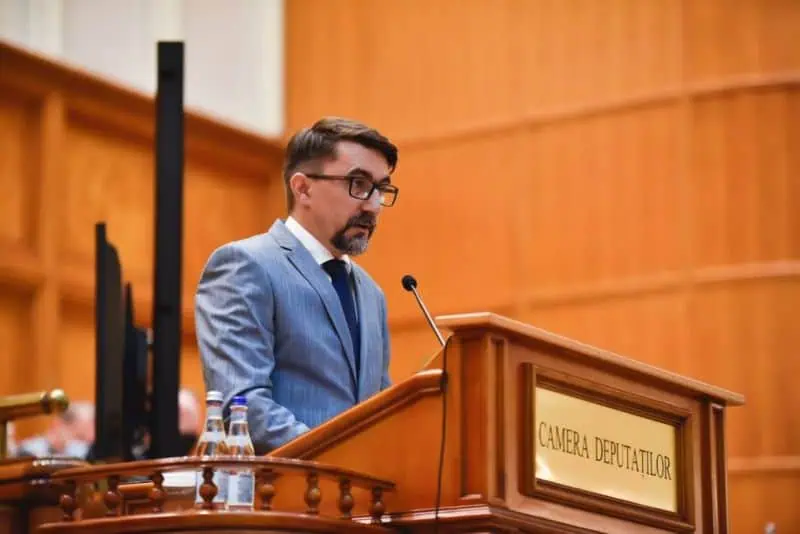 UDMR ezită: Nu s-a decis susținerea lui Veștea