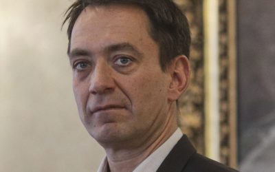 Csoma Botond: UDMR, luat prin surprindere de desemnarea lui Veștea
