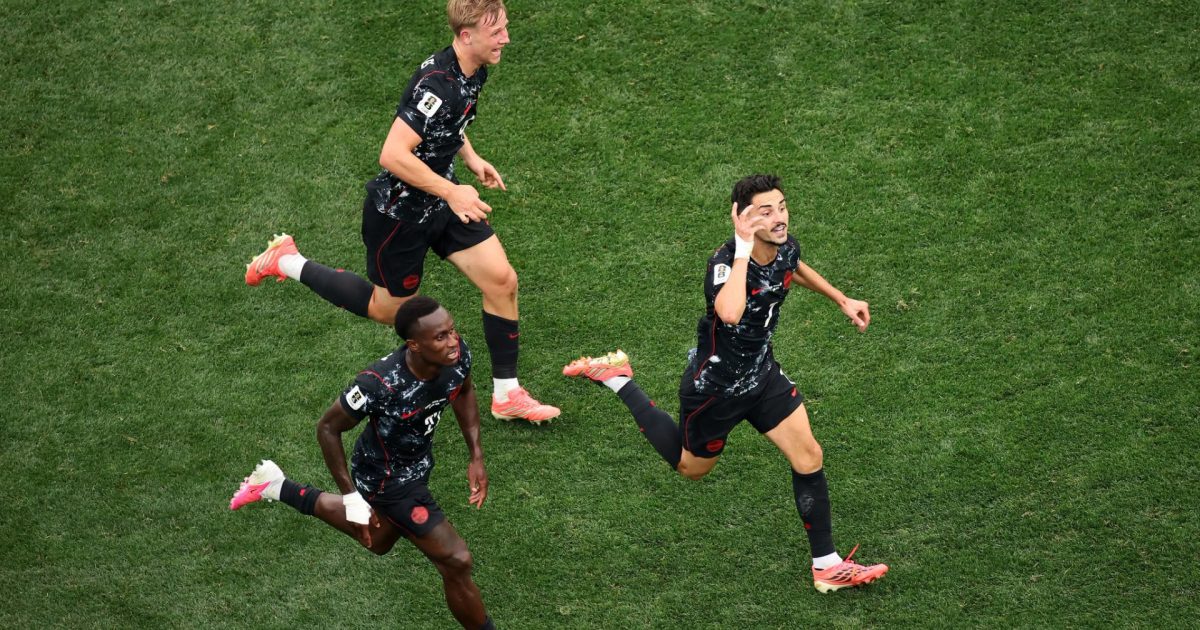 Canada, istorie la mondial: În optimi premieră