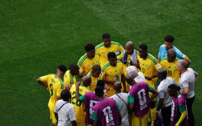 Mondiale: Arbitrul a aşteptat reclamele pentru reluarea meciului