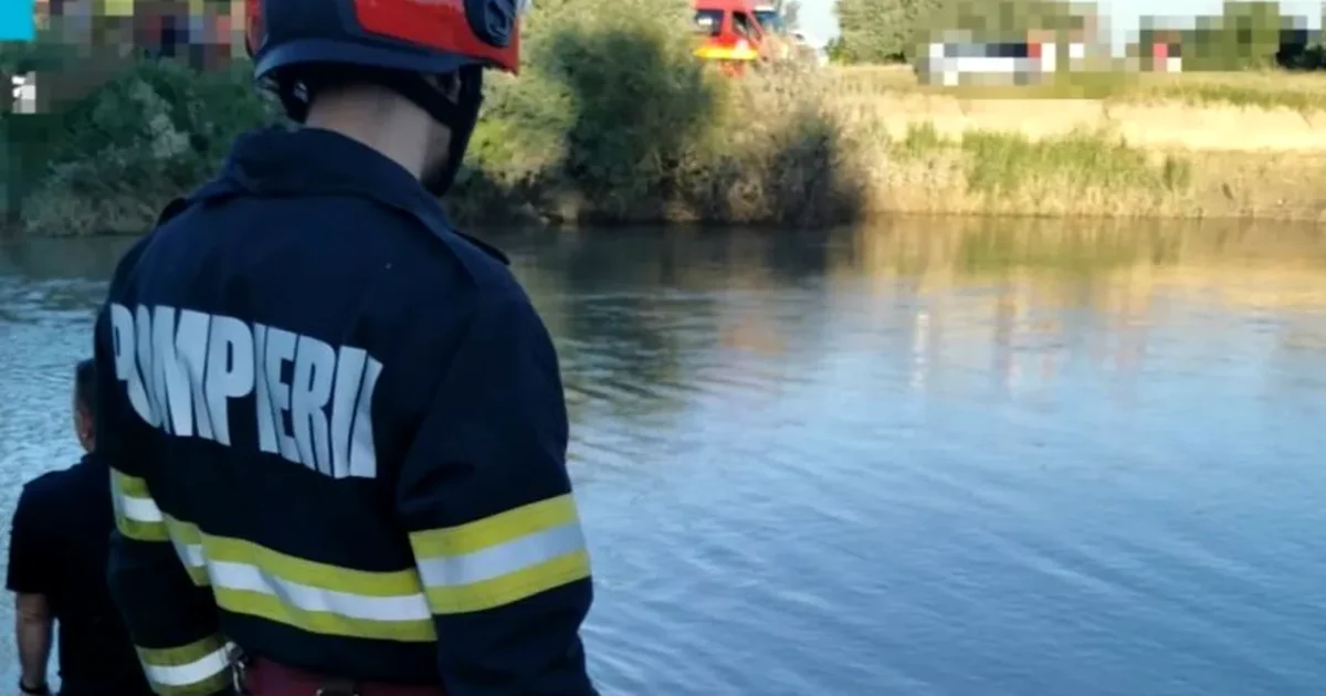 Urgență în Lacul Tei: S-a salvat omul de la înec