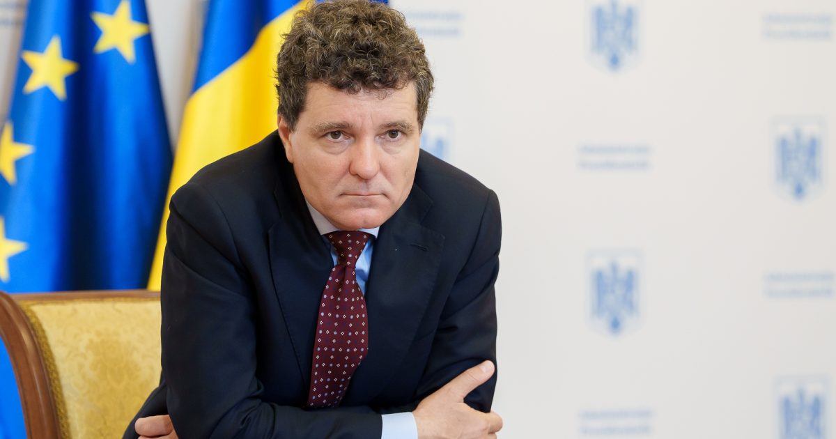 Politician-surpriză apără Nicușor Dan: „Clasa politică e falimentară”