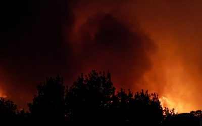 Focul mistuie Europa: 300.000 evacuați din Franța, Spania. Sanchez: Ore grele