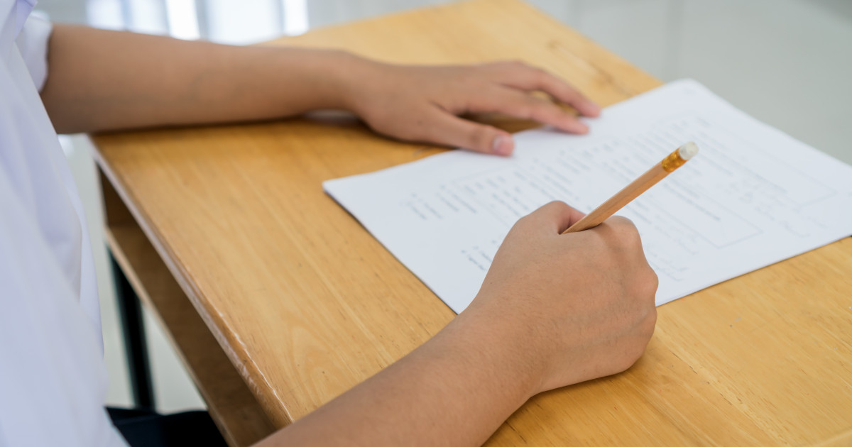 Bac 2026: Ministerul Educației a publicat baremul la Matematică. Soluții oficiale