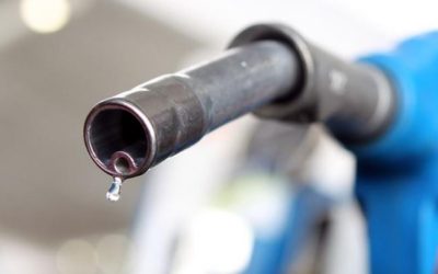 Carburanți mai ieftini? Guvernul dezbate scumpirea lor