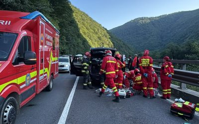 Tragedie pe Valea Oltului: Stâncă ucigașă pe șosea, un bărbat mort