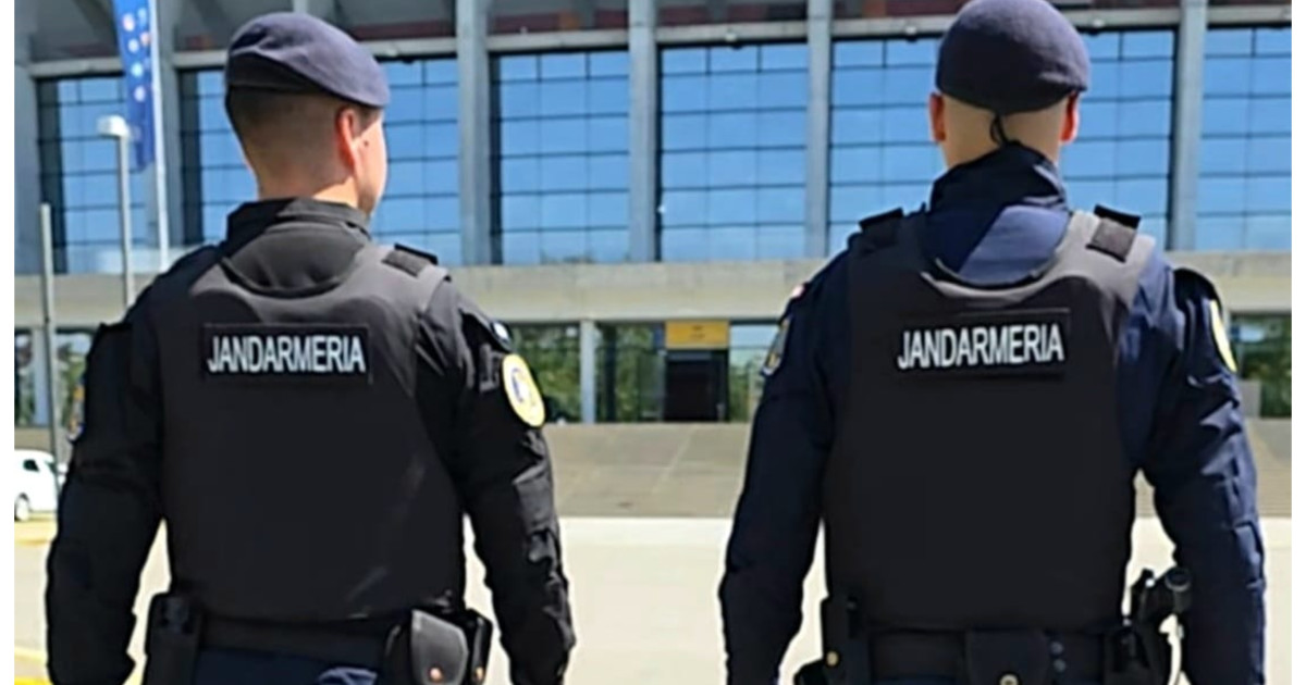 Podul Basarab: Jandarmii salvează un bărbat în ultimul ceas