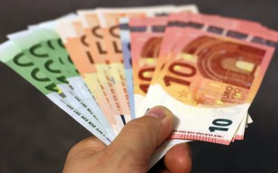 Profesoară din Germania, salariu crescut 17 ani în concediu medical