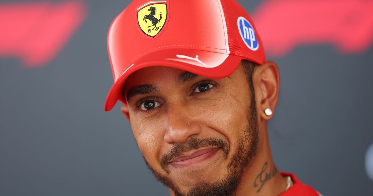 Hamilton, mândru de revenirea în F1, glumește pe seama viitorului documentar