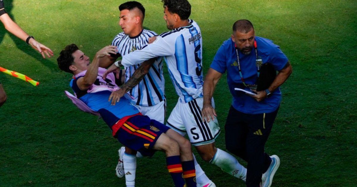 Bătaie după Spania – Argentina la Mondial. Scene ireale