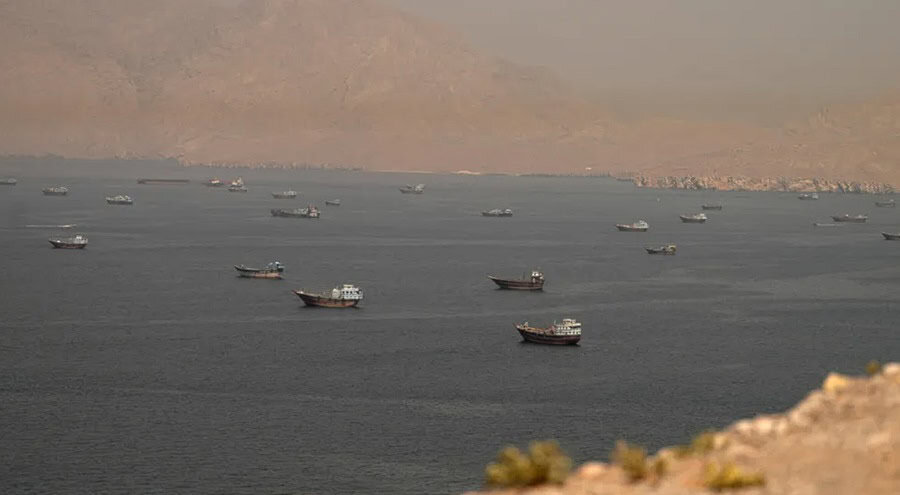Iranul, prin Oman, curăță apele strâmtorii Ormuz