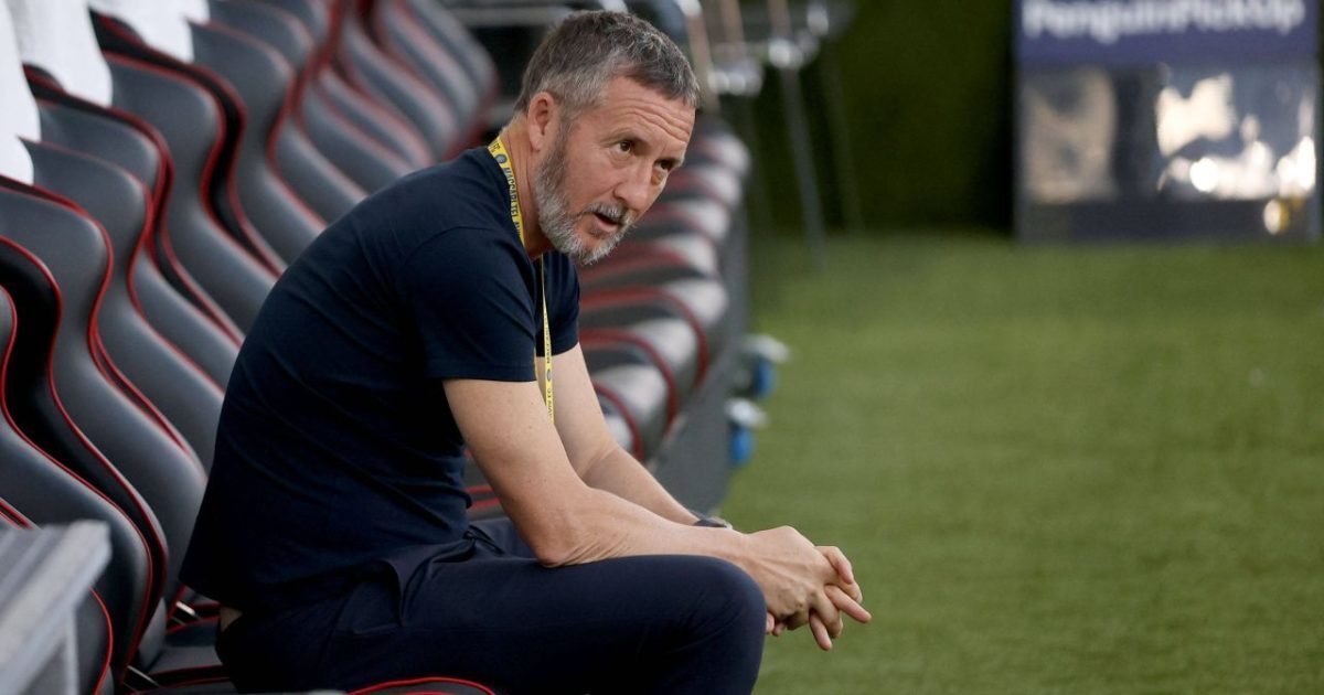 Stoica, iritat de fanii FCSB: Nu mi se pare normal