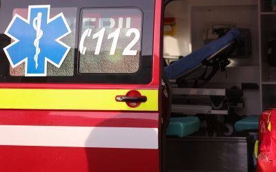 Răniți la exercițiu militar: Doi parașutiști, luați de vânt la Târgu Mureș