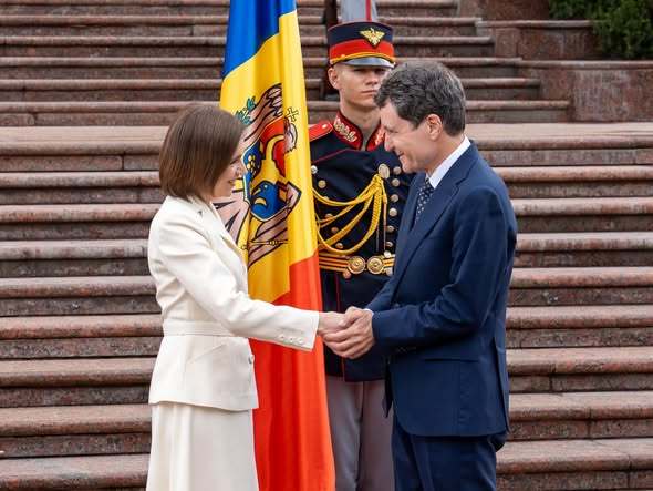 Nicușor Dan: Maia Sandu, o punte de legătură România-Moldova