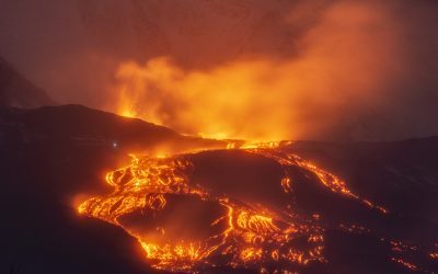 Etna blochează zborurile spre Catania