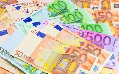 Europa: Cash-ul revine masiv în portofele. De ce plătim iar cu banii tradiționali