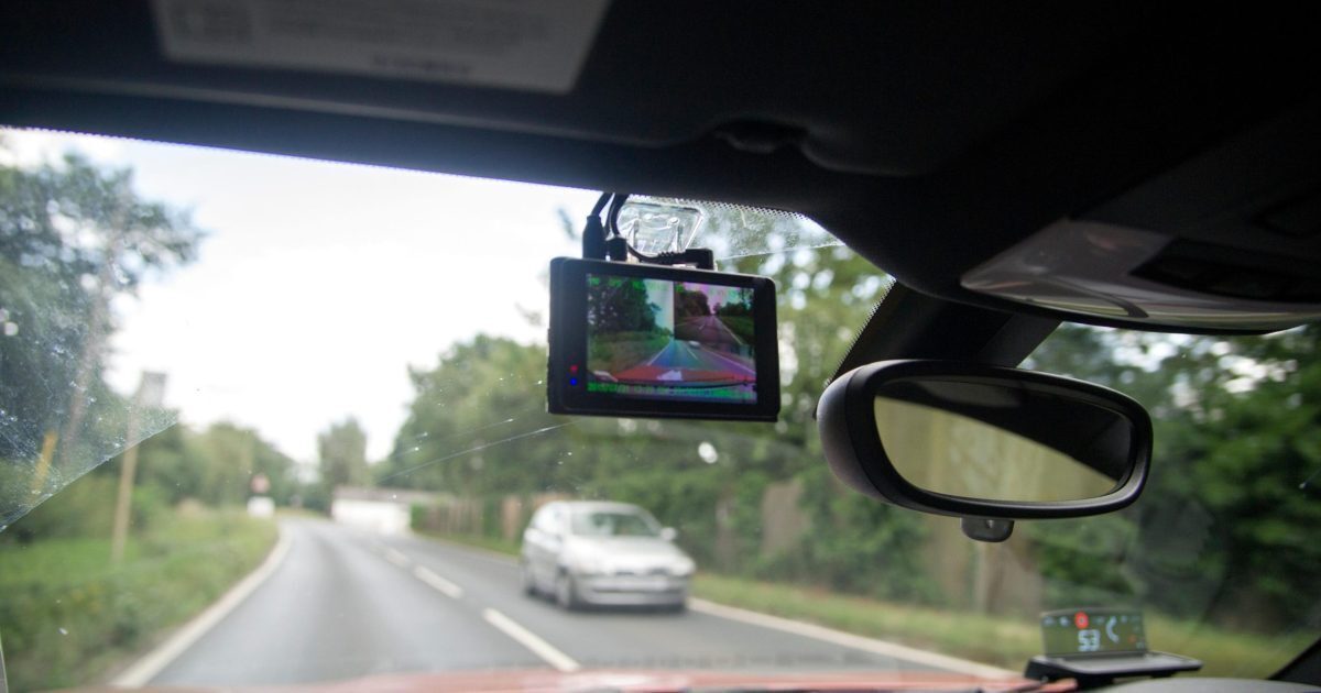 Filmat de șoferi? Ai grijă, poți rămâne fără permis