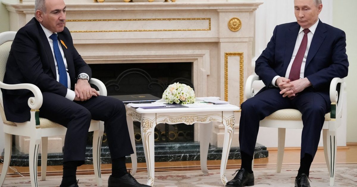 Alianța lui Putin, lovită dur