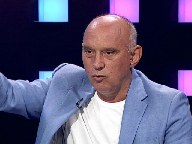 FCSB: Valoare de top plecată gratis, Prunea cere scandal