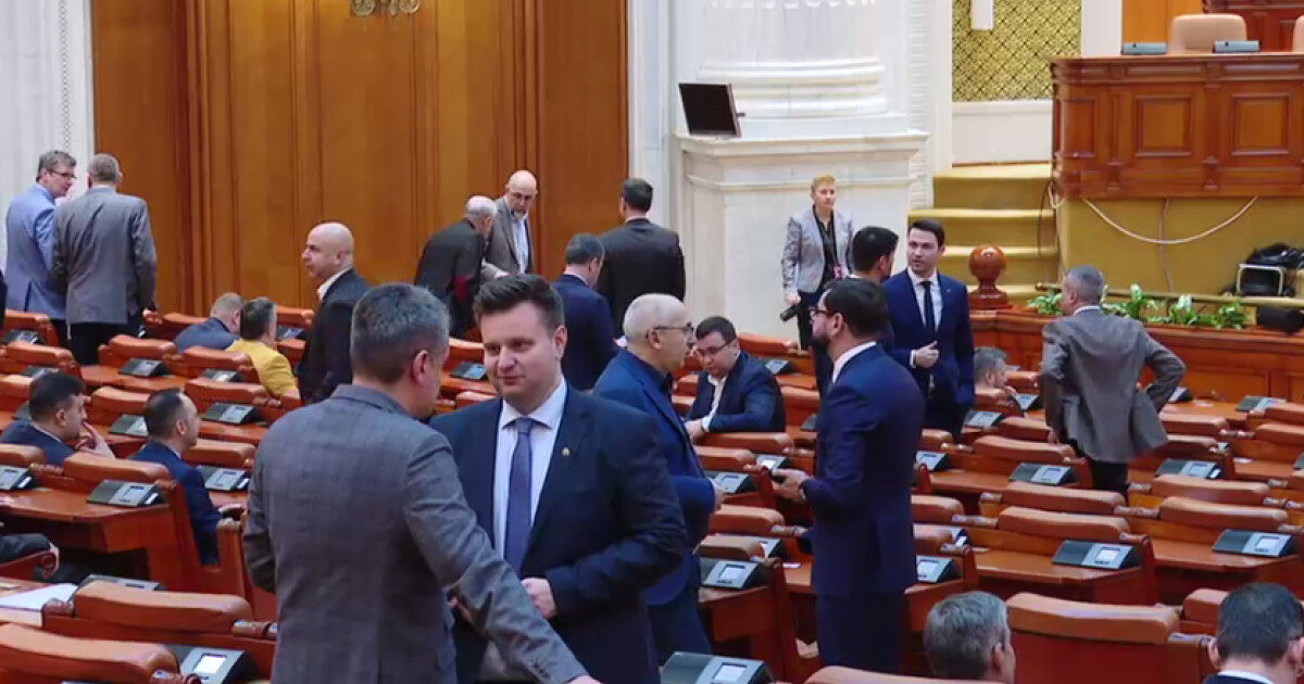 Deputații au blocat plata salariilor din fondul de garantare